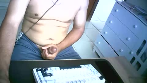 pedrohenriqueqq2309 online show from 10-14-25, 01:01