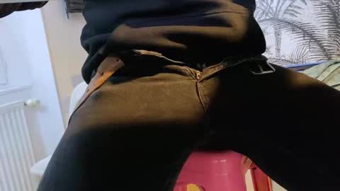 Snapshot of pedroserrano2000 chatting on 12-10-24, 09:23 PedrOO OO online show from 12-10-24, 09:23