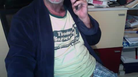 Snapshot of pegaso1000 chatting on 12-10-24, 04:38 pegaso1000 online show from 12-10-24, 04:38