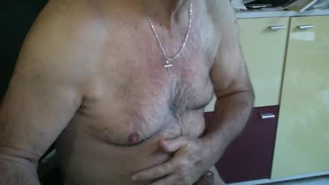 Snapshot of pegaso1000 chatting on 12-16-24, 01:32 pegaso1000 online show from 12-16-24, 01:32