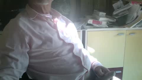 Snapshot of pegaso1000 chatting on 02-14-25, 11:10 pegaso1000 online show from 02-14-25, 11:10