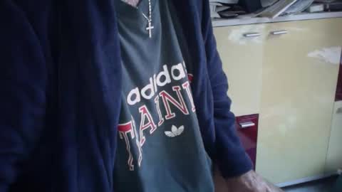 Snapshot of pegaso1000 chatting on 10-08-25, 07:39 pegaso1000 online show from 10-08-25, 07:39