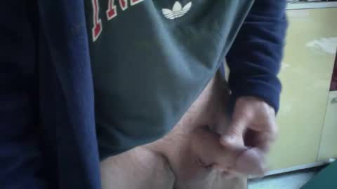 Snapshot of pegaso1000 chatting on 10-21-25, 09:10 pegaso1000 online show from 10-21-25, 09:10