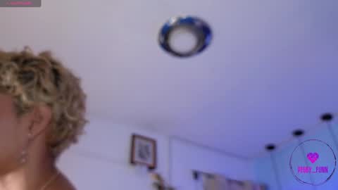 Snapshot of peggy_funn chatting on 01-04-25, 12:37 peggy-funn online show from 01-04-25, 12:37