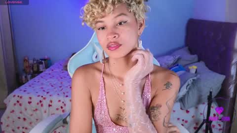 Snapshot of peggy_funn chatting on 01-04-25, 09:52 peggy-funn online show from 01-04-25, 09:52