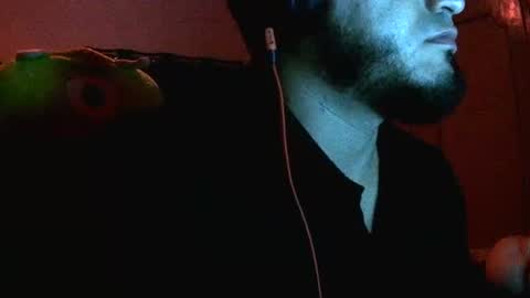 Snapshot of penecurvo94 chatting on 07-12-26, 07:32 penecurvo94 online show from 07-12-26, 07:32