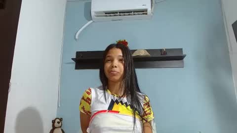 penelope_29 online show from 12-20-25, 07:21