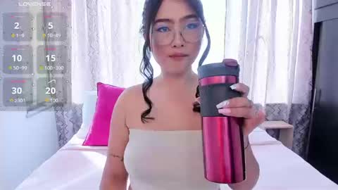 Snapshot of penny_baker chatting on 09-11-25, 12:38 TATIANA  online show from 09-11-25, 12:38