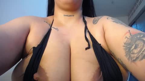 Snapshot of pennyomelons chatting on 02-12-26, 06:14 My onlyfans online show from 02-12-26, 06:14