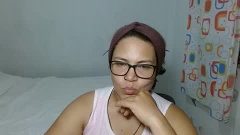 Snapshot of pepitt45 chatting on 12-27-24, 06:42 Megan online show from 12-27-24, 06:42