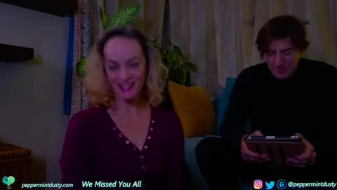 Snapshot of peppermintdusty chatting on 02-19-25, 04:34 Peppermint and Dusty  online show from 02-19-25, 04:34