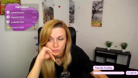 Mia online show from 10-16-25, 10:38