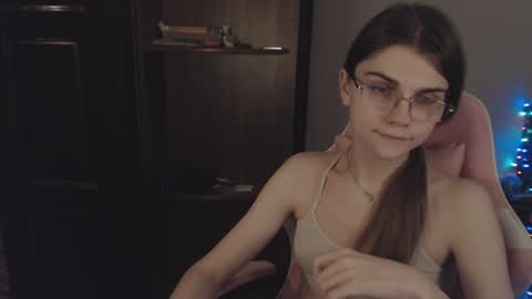 Farida online show from 01-21-25, 02:11