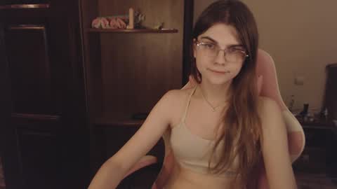 Farida online show from 03-09-25, 08:42