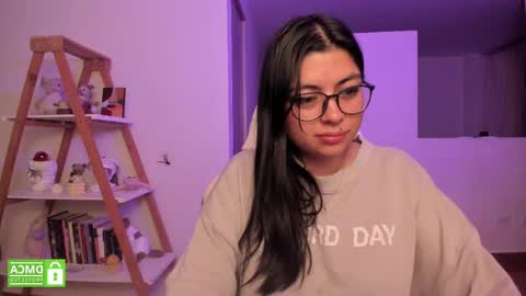 Sarah Ana Banana online show from 02-19-25, 05:05