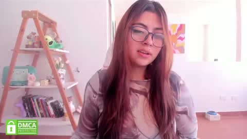 Sarah Ana Banana online show from 09-16-25, 06:31