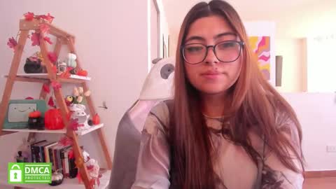 Sarah Ana Banana online show from 10-07-25, 06:49