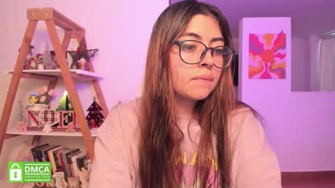 Sarah Ana Banana online show from 12-17-25, 10:49