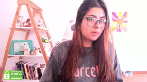 Sarah Ana Banana online show from 01-14-26, 06:24