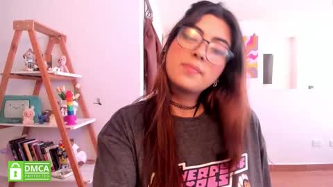 Sarah Ana Banana online show from 03-26-26, 05:40