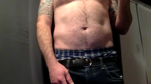 Snapshot of perfectfit1990 chatting on 12-22-24, 10:36 perfectfit1990 online show from 12-22-24, 10:36