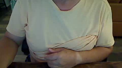 perfecto1957 online show from 12-15-25, 02:21