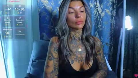 Anna online show from 10-28-25, 07:23