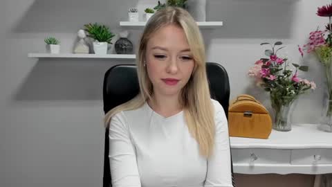 Cindy online show from 01-16-25, 06:25