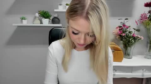 Cindy online show from 01-16-25, 09:27