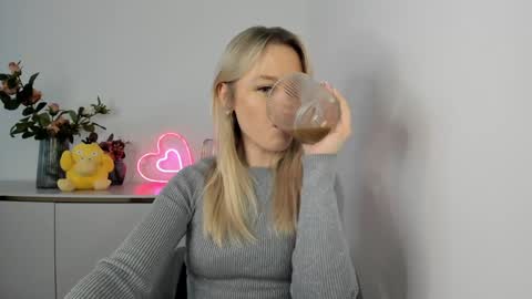 Cindy online show from 01-31-25, 01:12