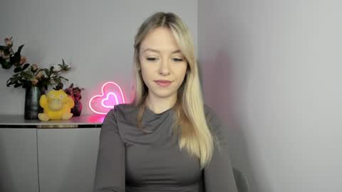 Cindy online show from 02-03-25, 06:24