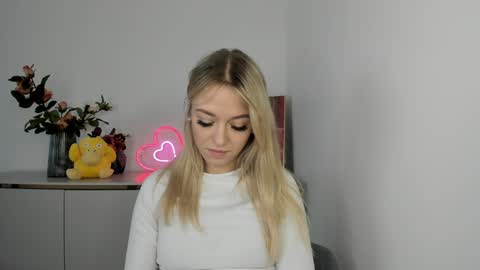 Cindy online show from 02-06-25, 09:32