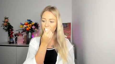 Cindy online show from 09-29-25, 05:23