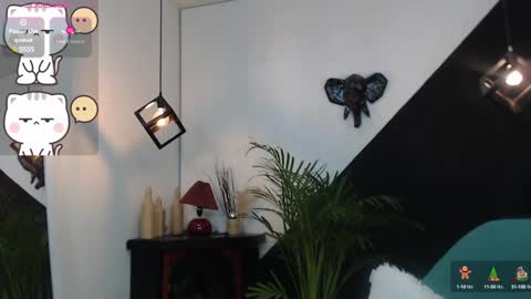 Snapshot of perla_campbell chatting on 12-20-24, 12:19 online show from 12-20-24, 12:19