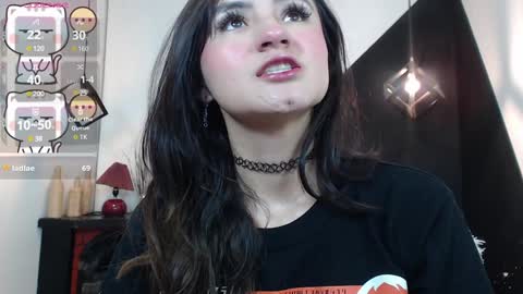 Snapshot of perla_campbell chatting on 12-23-24, 08:03 online show from 12-23-24, 08:03
