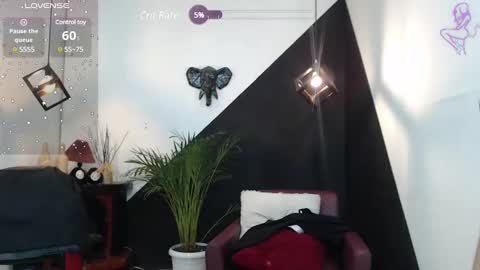 Snapshot of perla_campbell chatting on 01-31-25, 10:10 online show from 01-31-25, 10:10