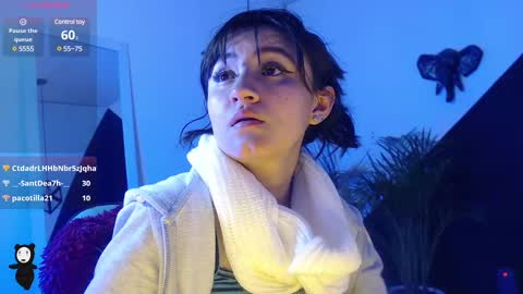 Snapshot of perla_campbell chatting on 03-07-25, 11:49 online show from 03-07-25, 11:49