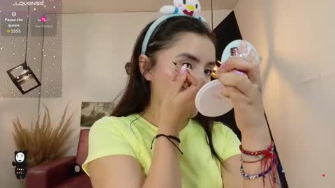 Snapshot of perla_campbell chatting on 09-15-25, 07:14 online show from 09-15-25, 07:14