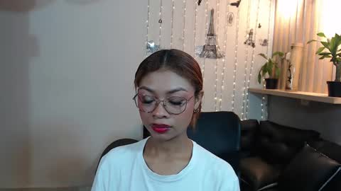 Snapshot of perla_st chatting on 02-24-25, 12:59 Perla online show from 02-24-25, 12:59