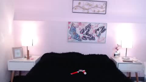 Snapshot of persefyre chatting on 12-16-25, 11:59 Persefone online show from 12-16-25, 11:59