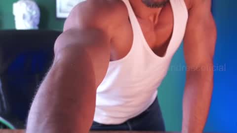 andres    online show from 01-15-25, 07:55