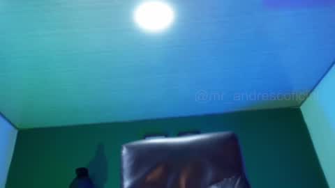 andres    online show from 01-21-25, 11:45