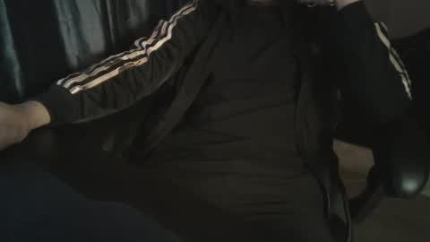 Lalo   x peruvianevil  ig peruvianevil  online show from 12-31-24, 10:26