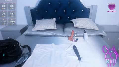 Snapshot of pervert_pantyhose chatting on 01-18-25, 10:39 Kimberly online show from 01-18-25, 10:39