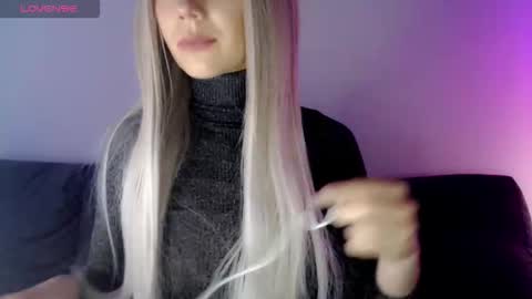 Isabella online show from 12-04-25, 09:29