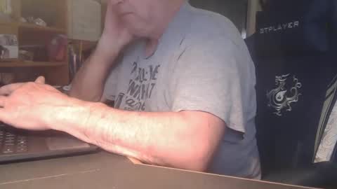 peterinohio57 online show from 01-11-25, 01:53