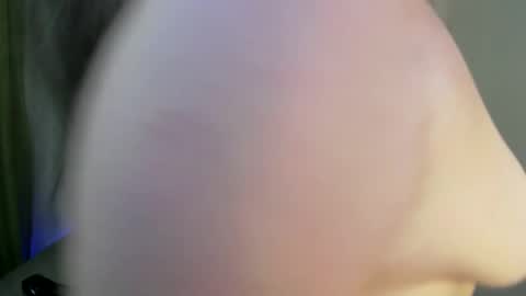 Snapshot of petersemily chatting on 12-21-24, 08:21 Peters Emily online show from 12-21-24, 08:21