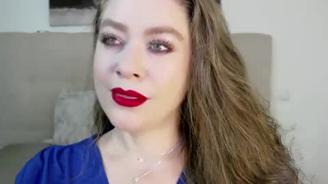 Snapshot of petersemily chatting on 01-28-25, 02:42 Peters Emily online show from 01-28-25, 02:42