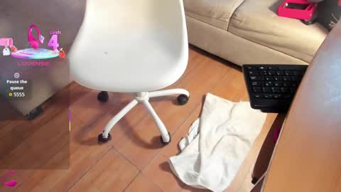 Linda online show from 09-19-25, 03:30