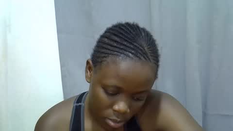 petite_melan online show from 09-14-25, 05:45